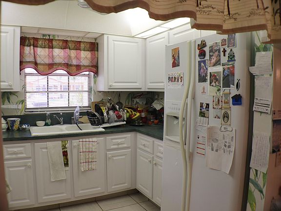5th image of 14428 Canalview Dr APT D