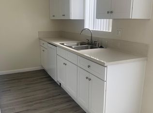 13855 Oxnard St #30, Van Nuys, CA 91401