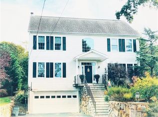 548 Sherman Ave, Thornwood, NY 10594