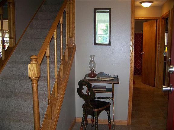 4th image of 160 Habron Ct