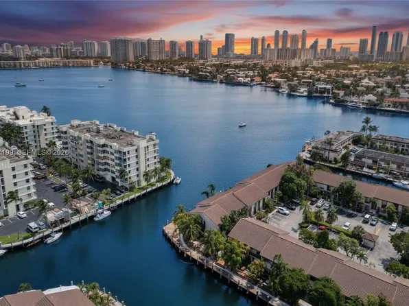 2689 NE 165th St #56, North Miami Beach, FL 33160