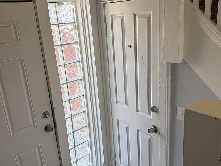 172 N La Crosse Ave #BASEMENT — Photo 2