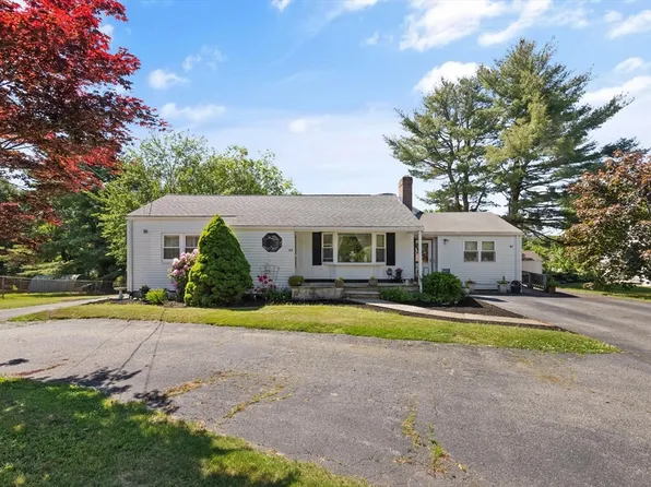 64 Howard St, Saugus, MA 01906