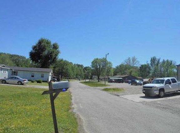 4th image of 1822 Pleasant Valley Pl