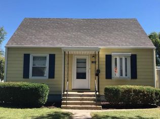 1378 Circle Dr NW, Kankakee, IL 60901