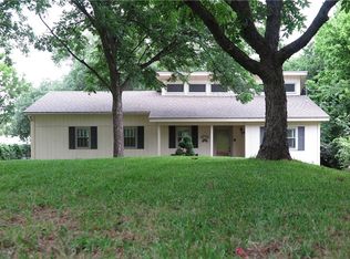 2200 Gene Ct, Granbury, TX 76048