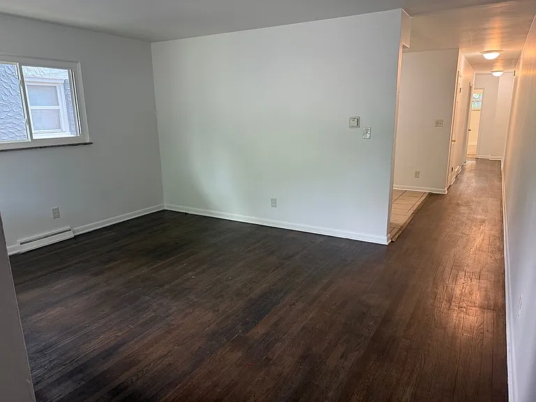 2203-2205 McGuffey Rd — Photo 2