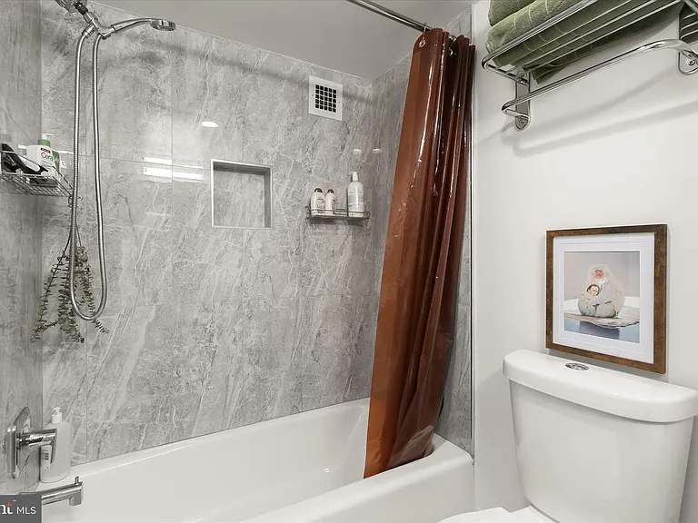 5500 Friendship Blvd #1823N — Photo 26