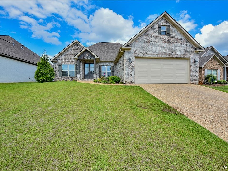 1st image of 13837 Hemlock Dr