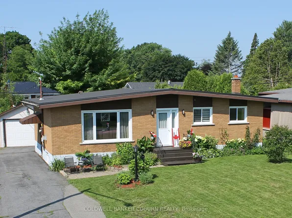 56 Meikle St, South Dundas, ON K0C 1X0