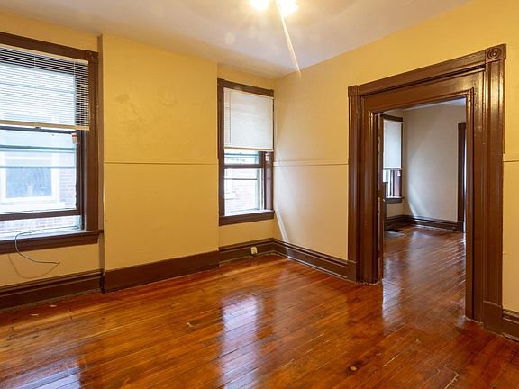 5th image of 3166-3168 Oregon Ave