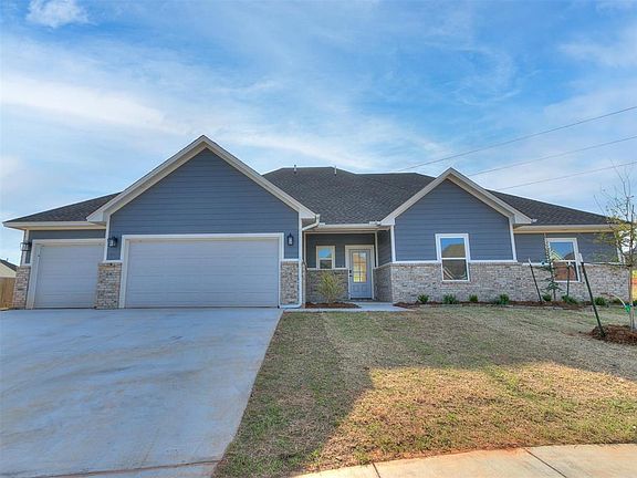 2nd image of 14600 Toulon Ln