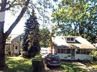 120 Eastbrook Dr, Euclid, OH
