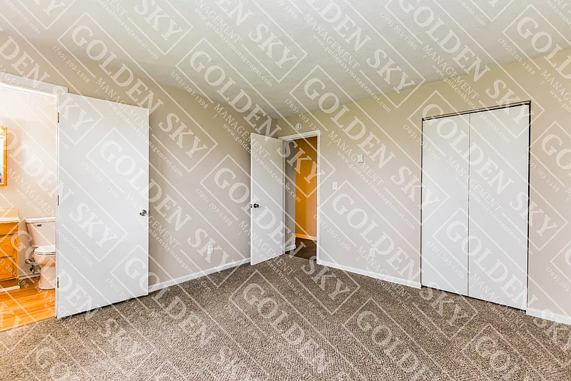 4 bed, 2.0 bath, 1353 sqft, $1,350 — Photo 4