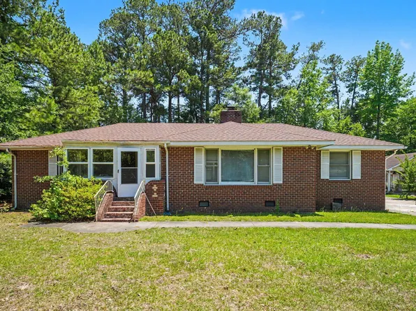(undisclosed Address), Smithfield, NC 27577