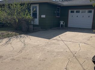 3410 3rd Ave SE, Cedar Rapids, IA 52403