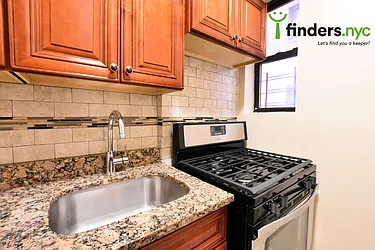 Rented by Clove Realty LLC