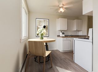 Valleyview Manor, Red Deer, AB T4N 4E5