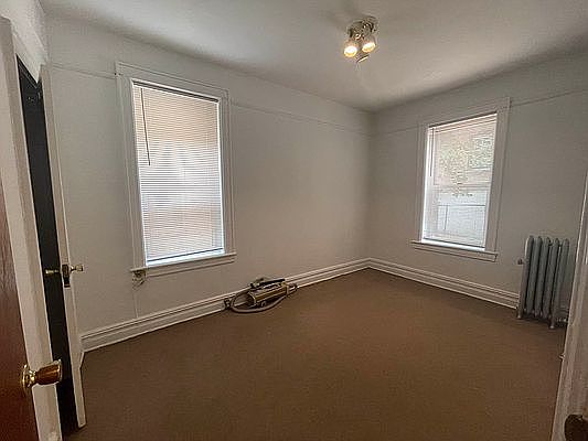 2nd image of 2922 Fort Hamilton Pkwy #1R