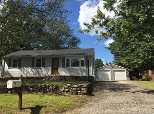 37 Circle Dr, Mansfield, CT 06250