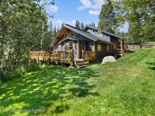 6175 W Burcher Rd, Wilson, WY 83014