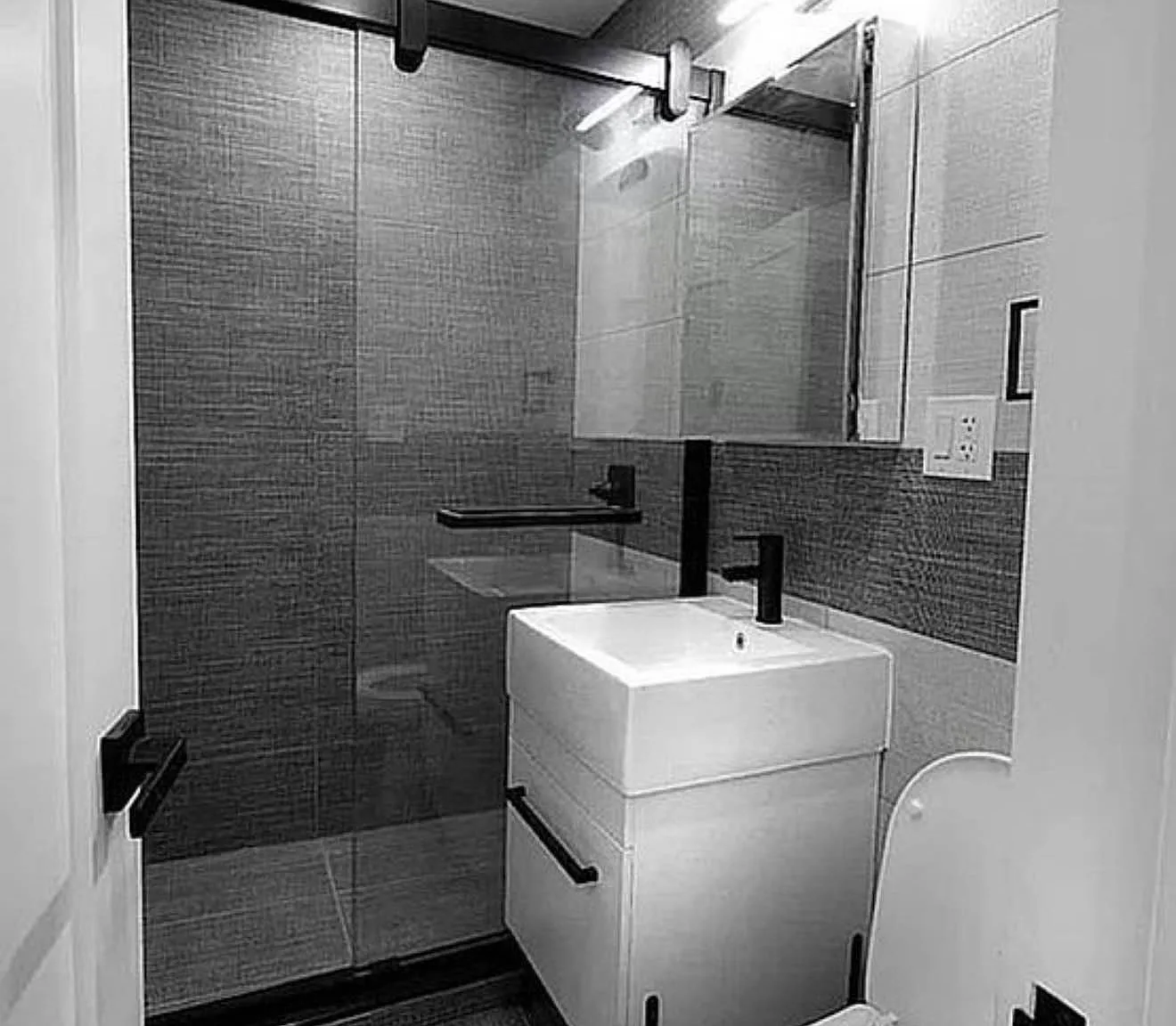 20 East 22nd Street — Photo 2
