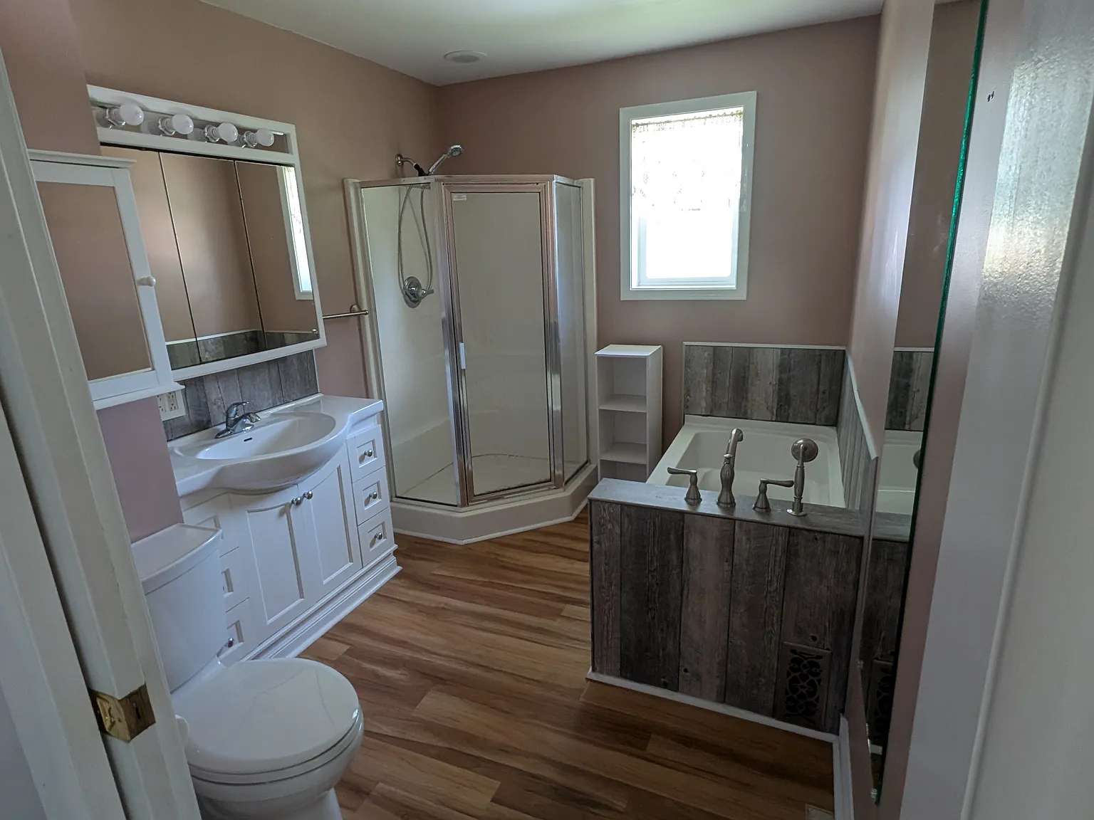 3 bed, $1,500 — Photo 1