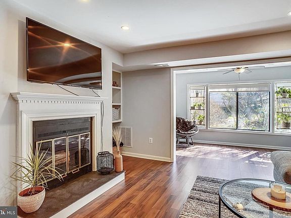 5th image of 14 Windbrooke Cir