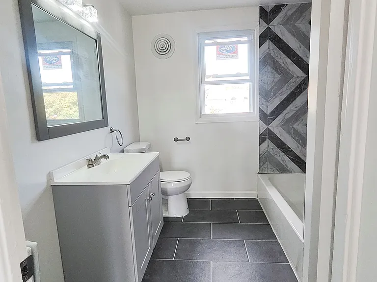 12 Chestnut St #2 — Photo 6
