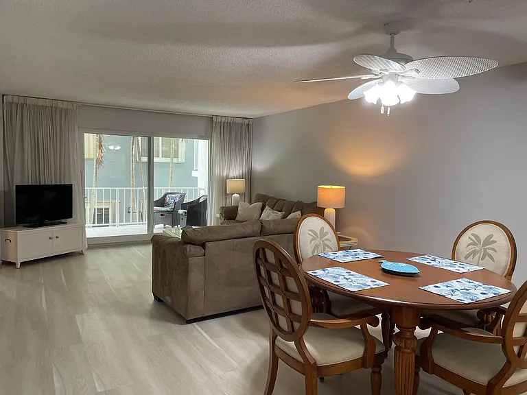 4629 Poinciana St #211 — Photo 10