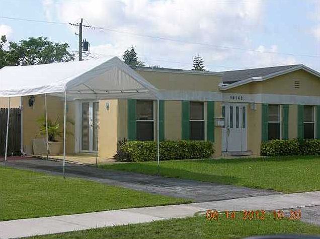 2nd image of 19145 Bel Aire Dr