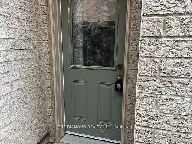 2 bed, $2,000 — Photo 2