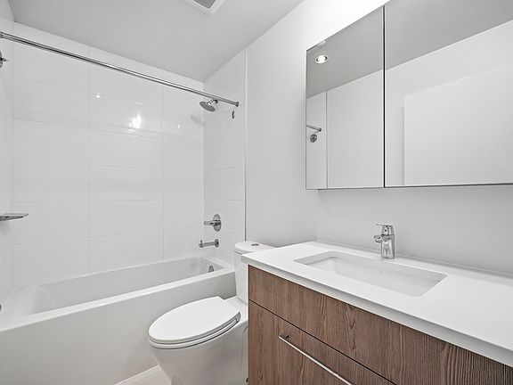 4th image of 691 North Rd #2005