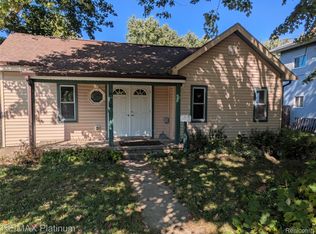 516 Factory St, Howell, MI 48843