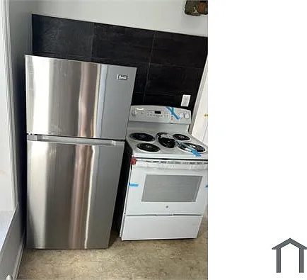 2408 Cambreleng Ave #13 — Photo 5