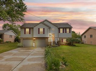 1510 Michigan Blvd, Louisville, OH