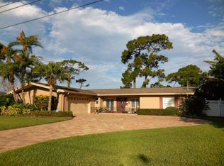 1710 Cypress Ave, Belleair, FL 33756