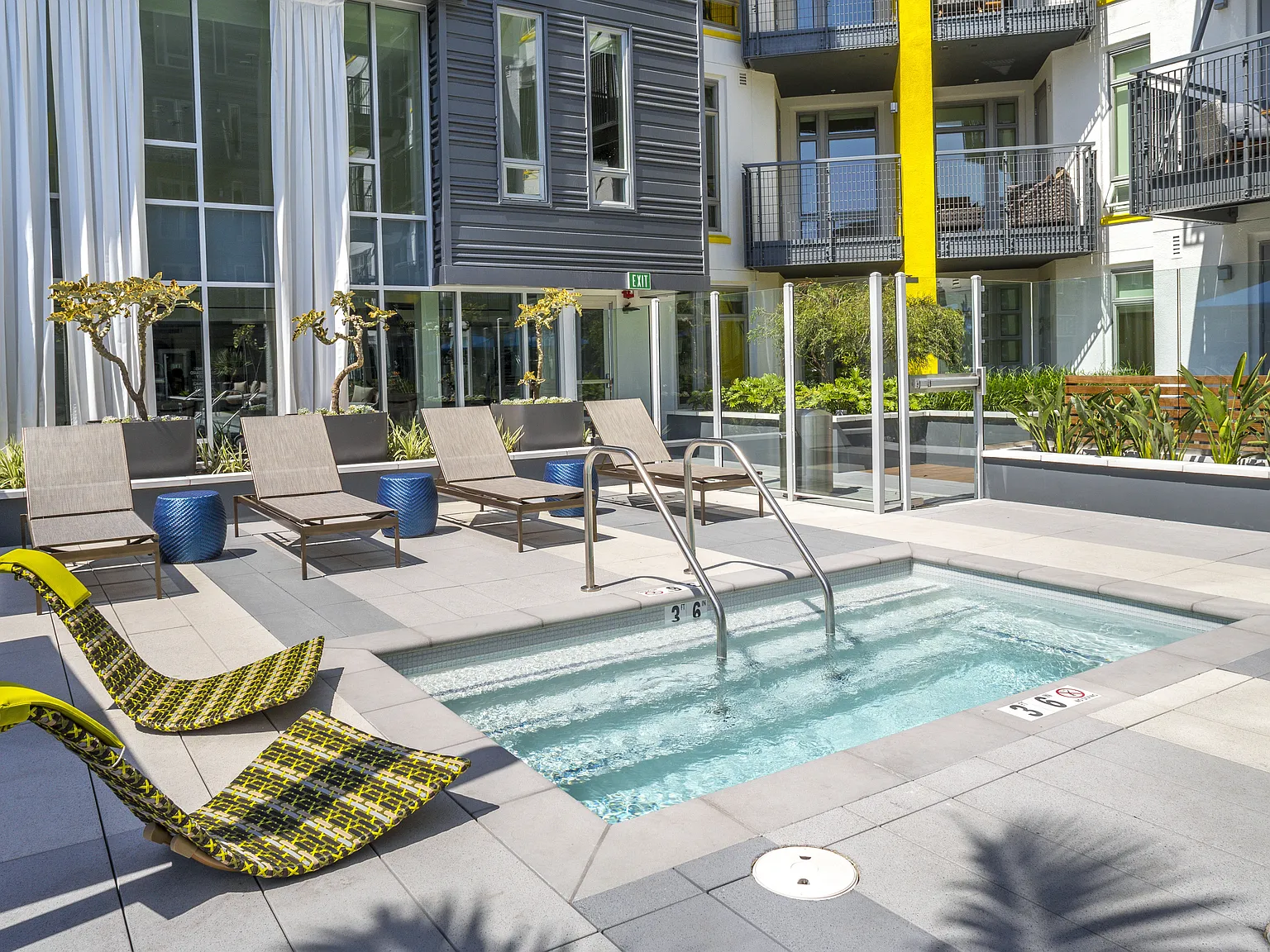 mResidences Olympic & Olive — Photo 2