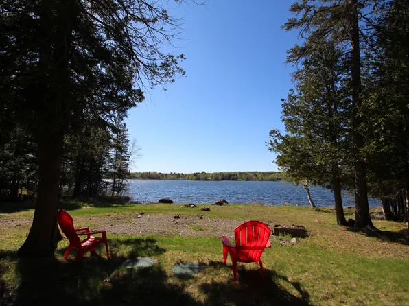 3 Heron Way, Rangeley, ME 04970