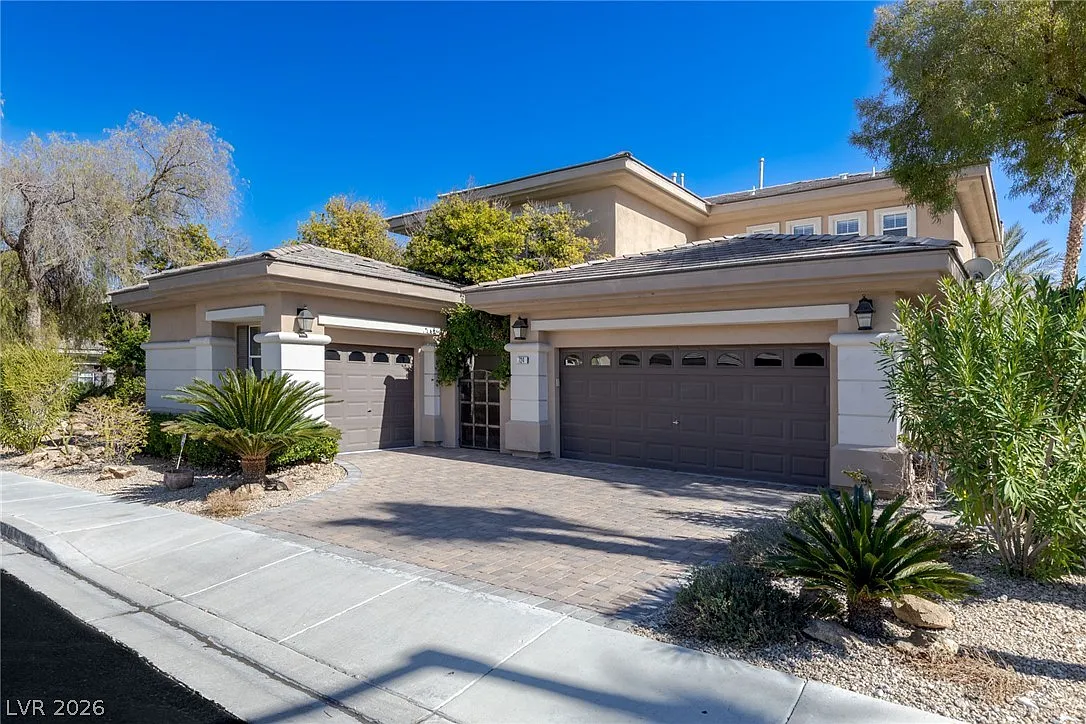 4 bed, 4.5 bath, 3610 sqft, $7,750 — Photo 1