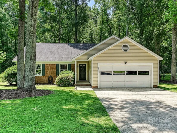 4850 Butterwick Ln, Charlotte, NC 28212