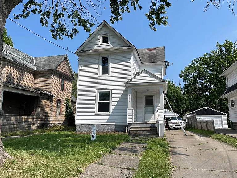 2931 McKoon Ave #1 — Photo 6