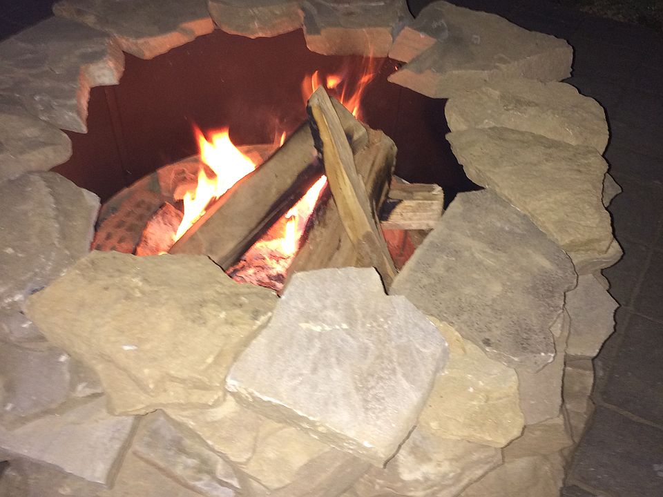 Fire pit 