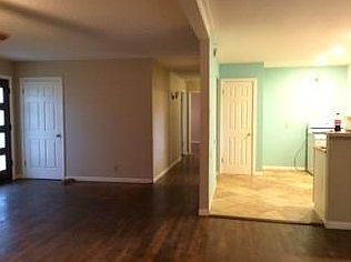 5th image of 11500 Whitewing Ave