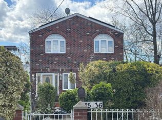 22536 113th Ave, Queens Village, NY 11429