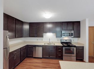 Vernon Oaks Apartments, Minneapolis, MN 55436