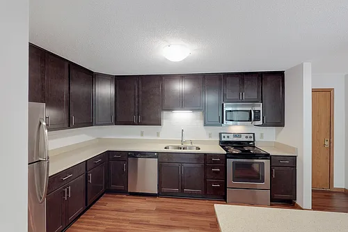 Vernon Oaks Apartments Photo 1