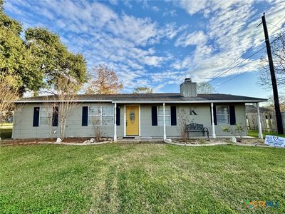 1201 3rd St, Louise, TX, 77455