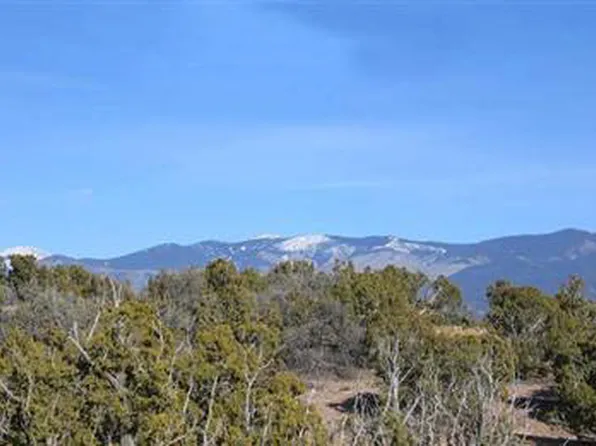 16 Arriba Cir, Santa Fe, NM 87506