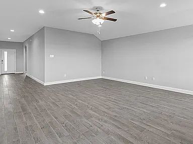 Large size dining area